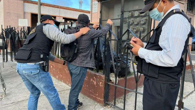 Migración y PNC realizan operativo para “identificar” tramitadores que operan irregularmente 