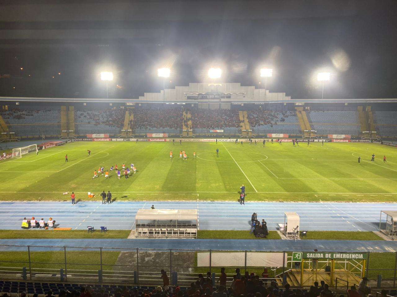 Estadio Doroteo Guamuch Flores sede de Comunicaciones y Selección de Guatemala