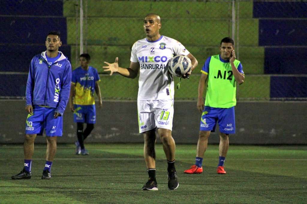 Douglas Sequeira Mixco