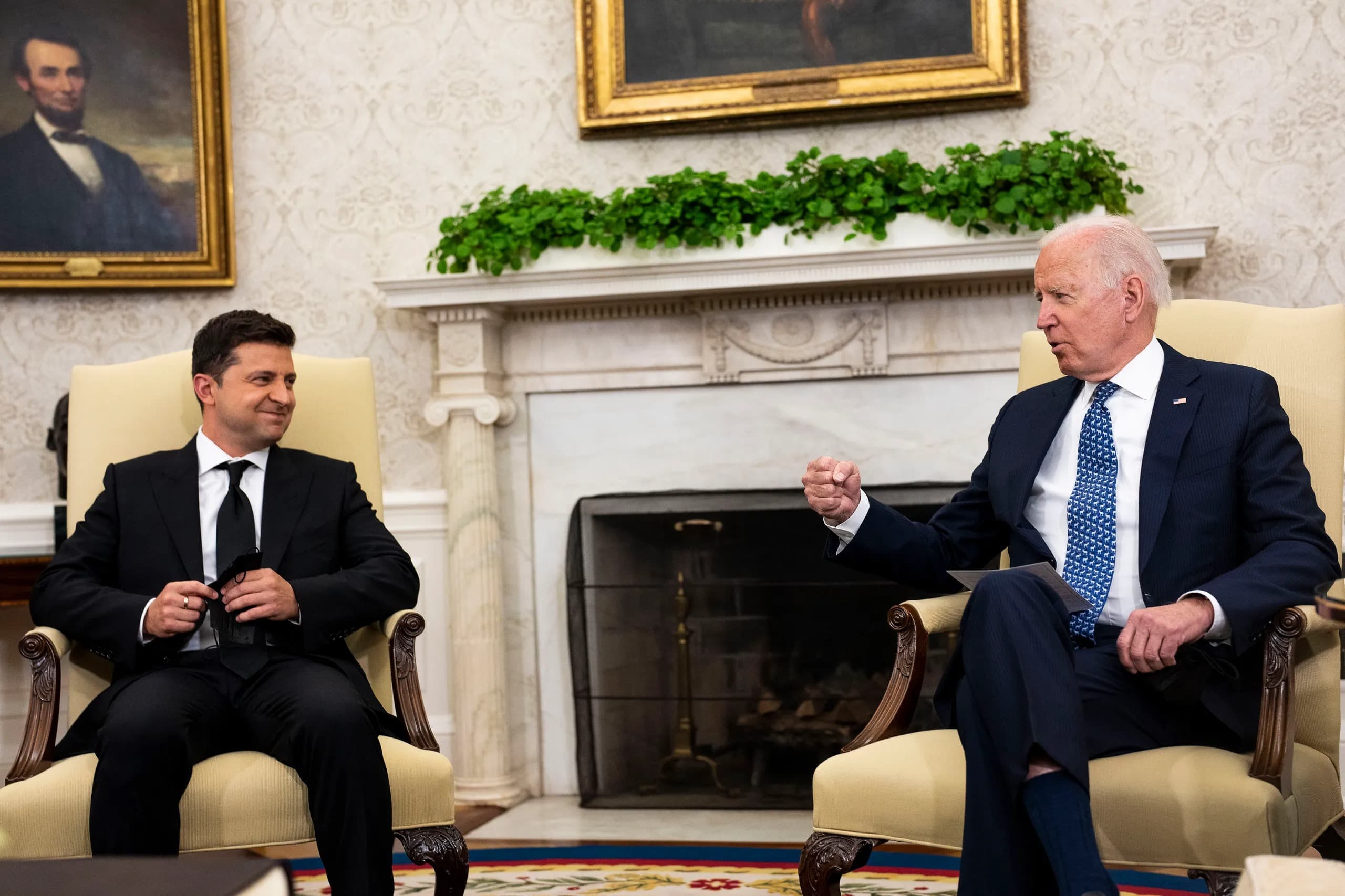 Volodymyr Zelensky y Joe Biden