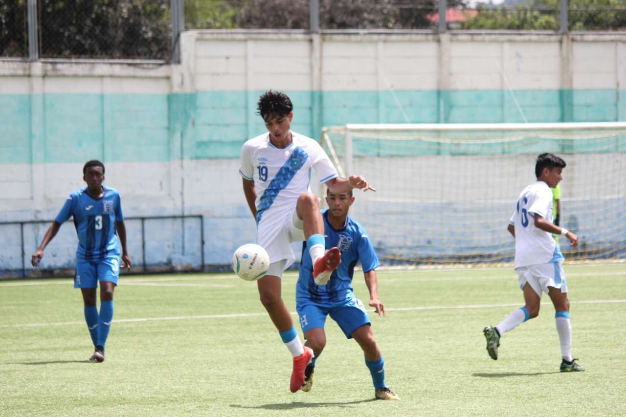 Seleccionado Selección Sub17 Olger Escobar
