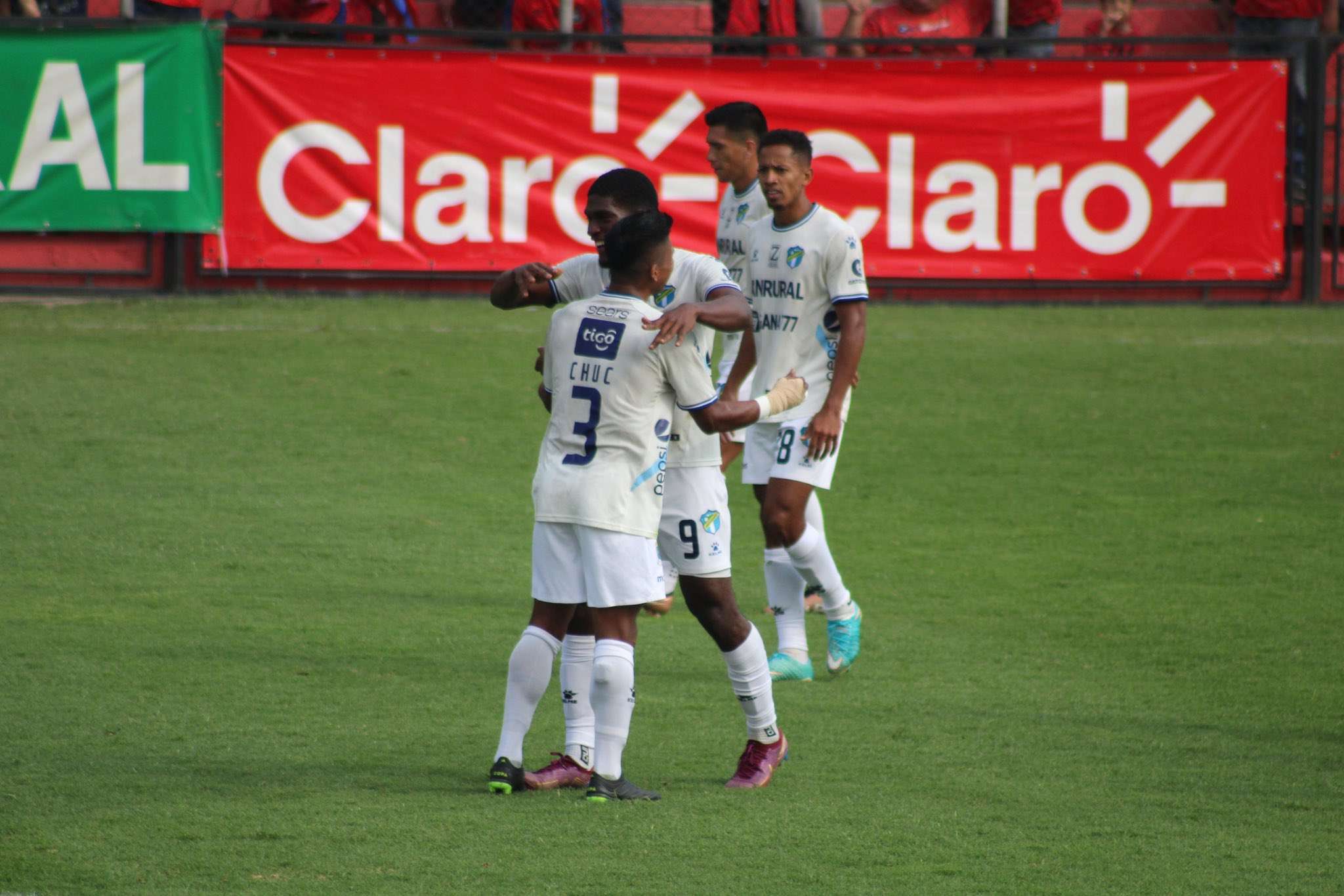 Azarias Londoño Comunicaciones Municipal Clásico 325