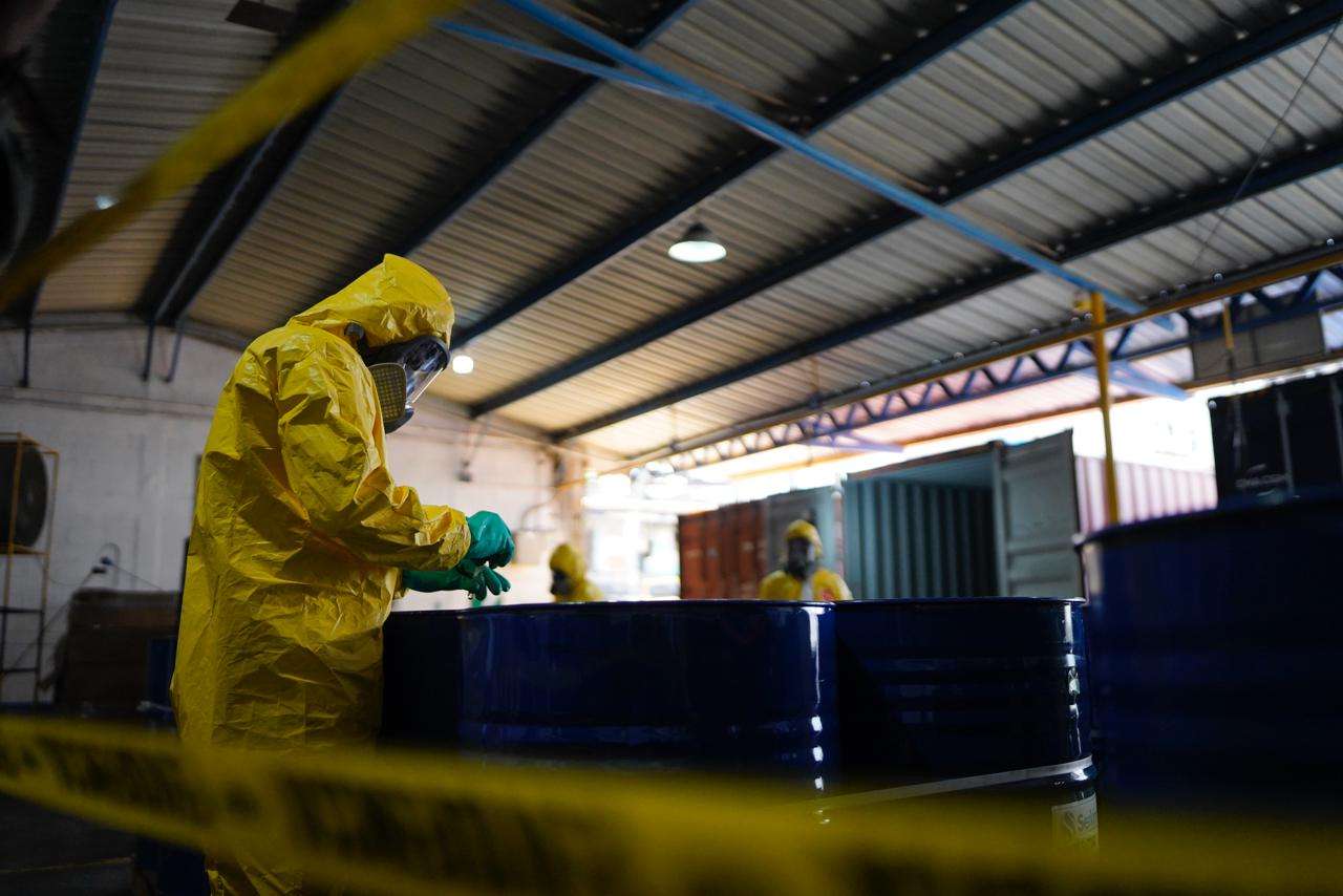 Localizan toneles de Fentanilo en carga de buque proveniente de Turquía en Izabal