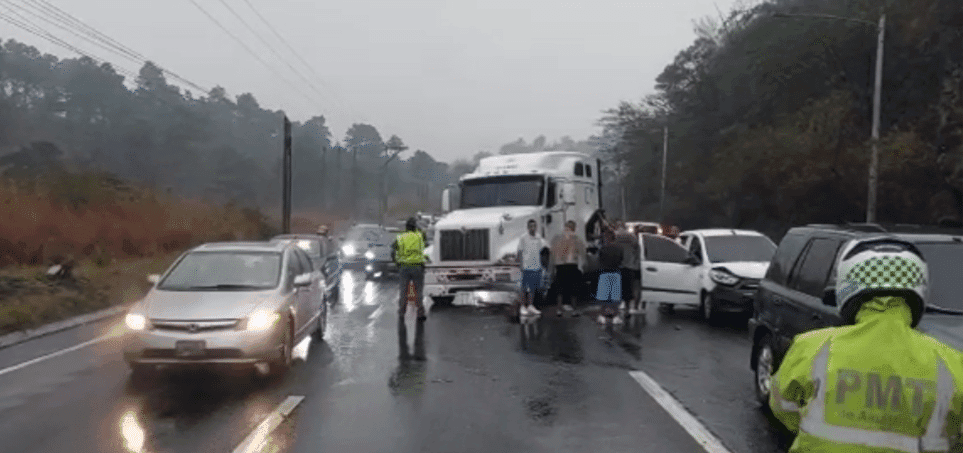 ¡Precaución! Ruta al Pacífico con dirección a Villa Nueva registra accidentes