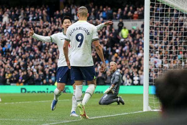 Richarlison, atacante del Tottenham Hotspur, negó que él liderara "un motín" contra Antonio Conte