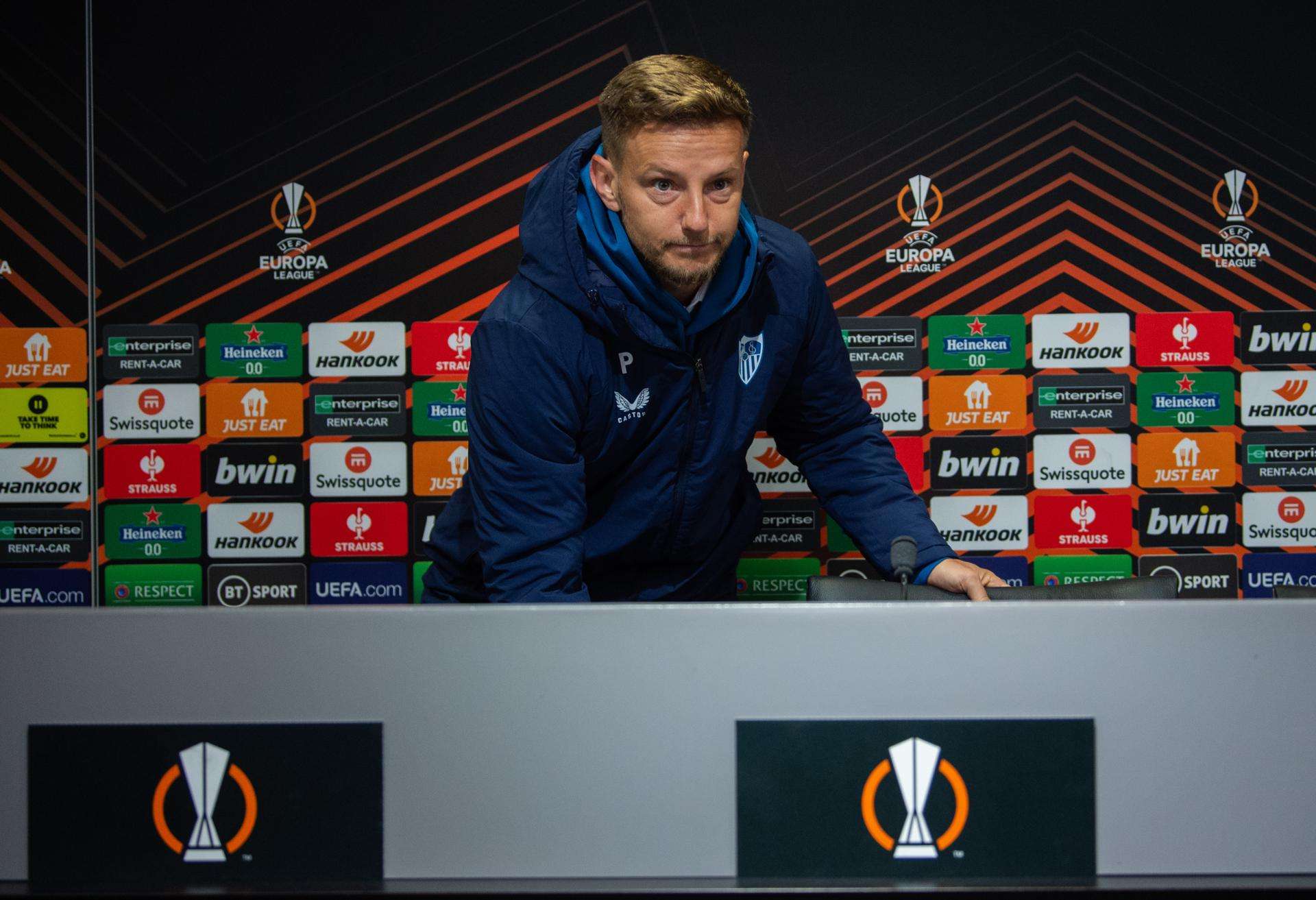 Rakitic: "Queremos hacer un gran partido, no sólo llegar vivos a la vuelta"