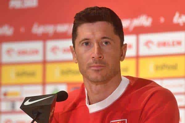 Lewandowski habla de ofertas del fútbol saudí