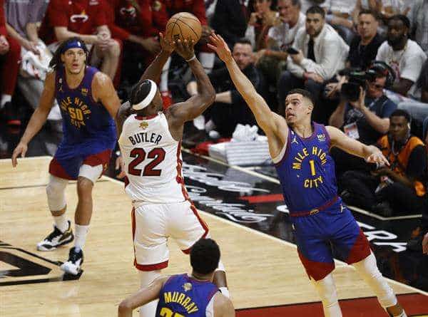 Jokic y Murray dirigen una apisonadora en Miami NBA