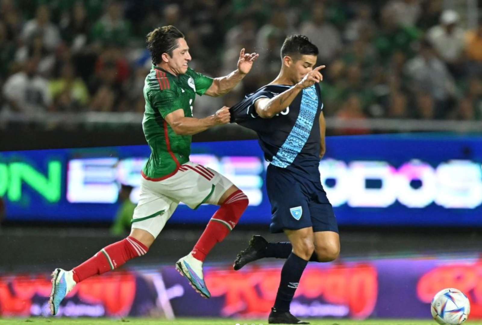 Jesús "chucho" López del juego ante México