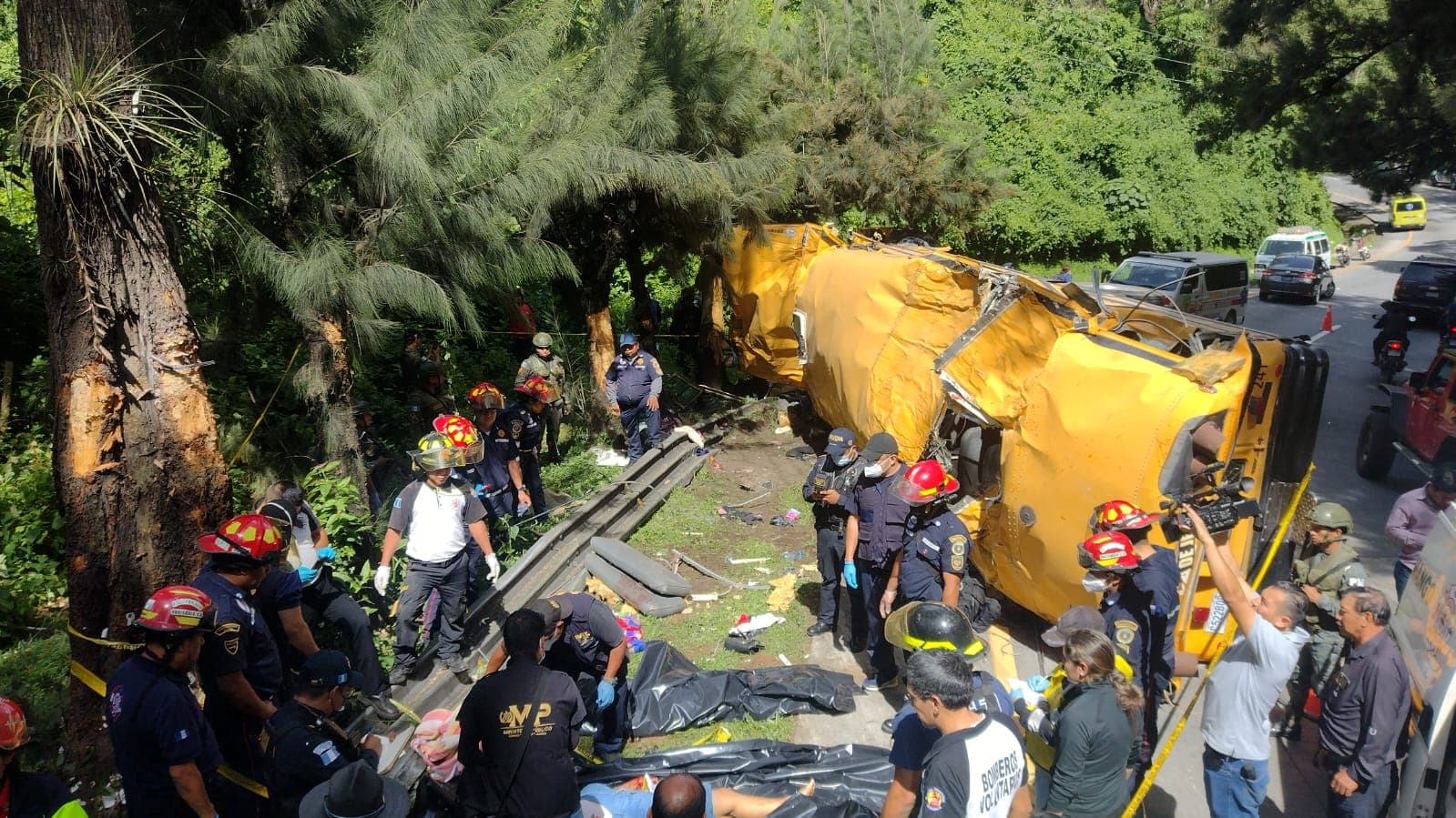 FOTOS | Trágico accidente ruta a Antigua dejó a varios heridos y hay fallecidos
