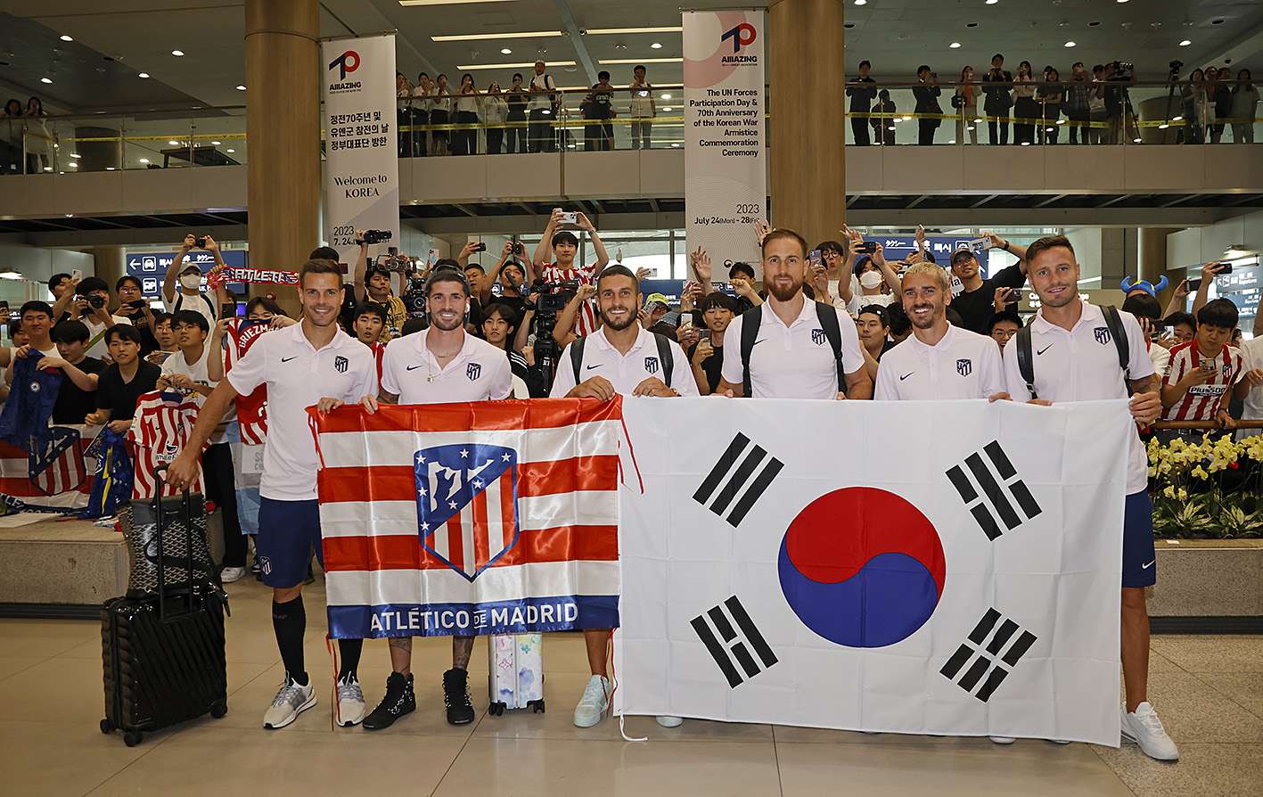 El Atlético de Madrid ya está en Seúl tras más de 12 horas de vuelo
