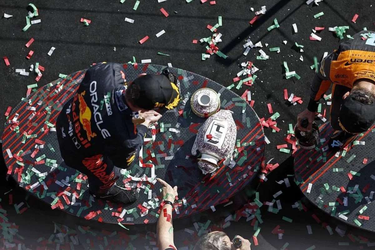 VIDEO | Verstappen con un pérdida cortesía de Lando Norris