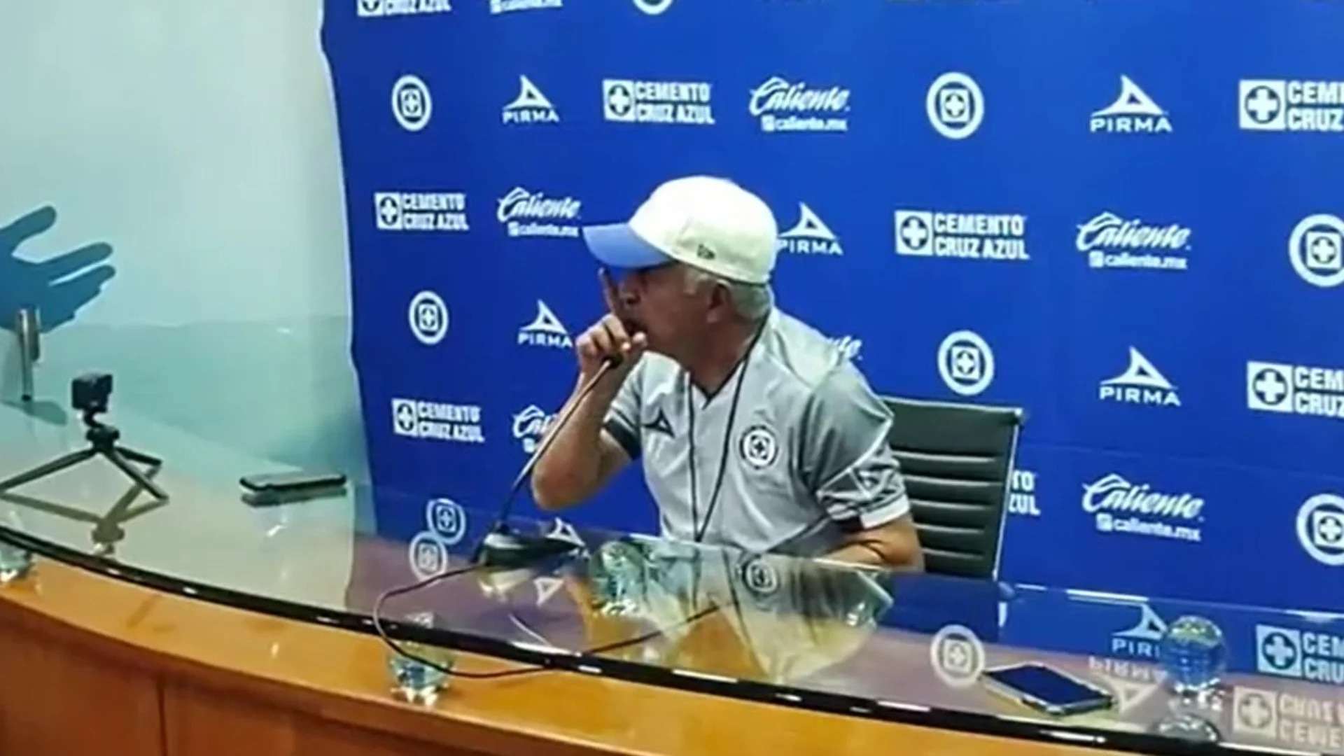 Tuca Ferretti conferencia de prensa Cruz Azul