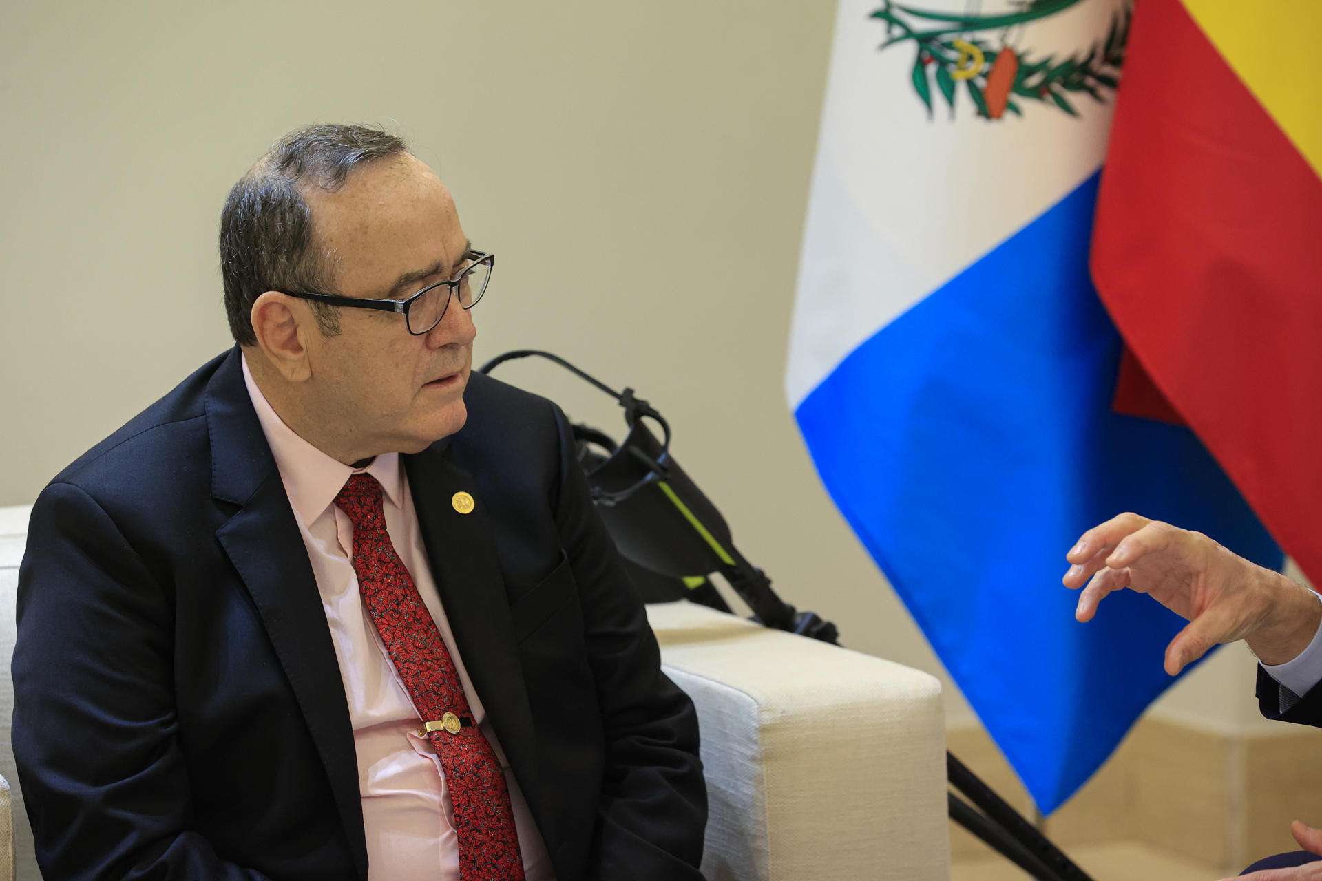 Guatemala condena asesinato de candidato presidencial y manifiesta solidaridad con Ecuador