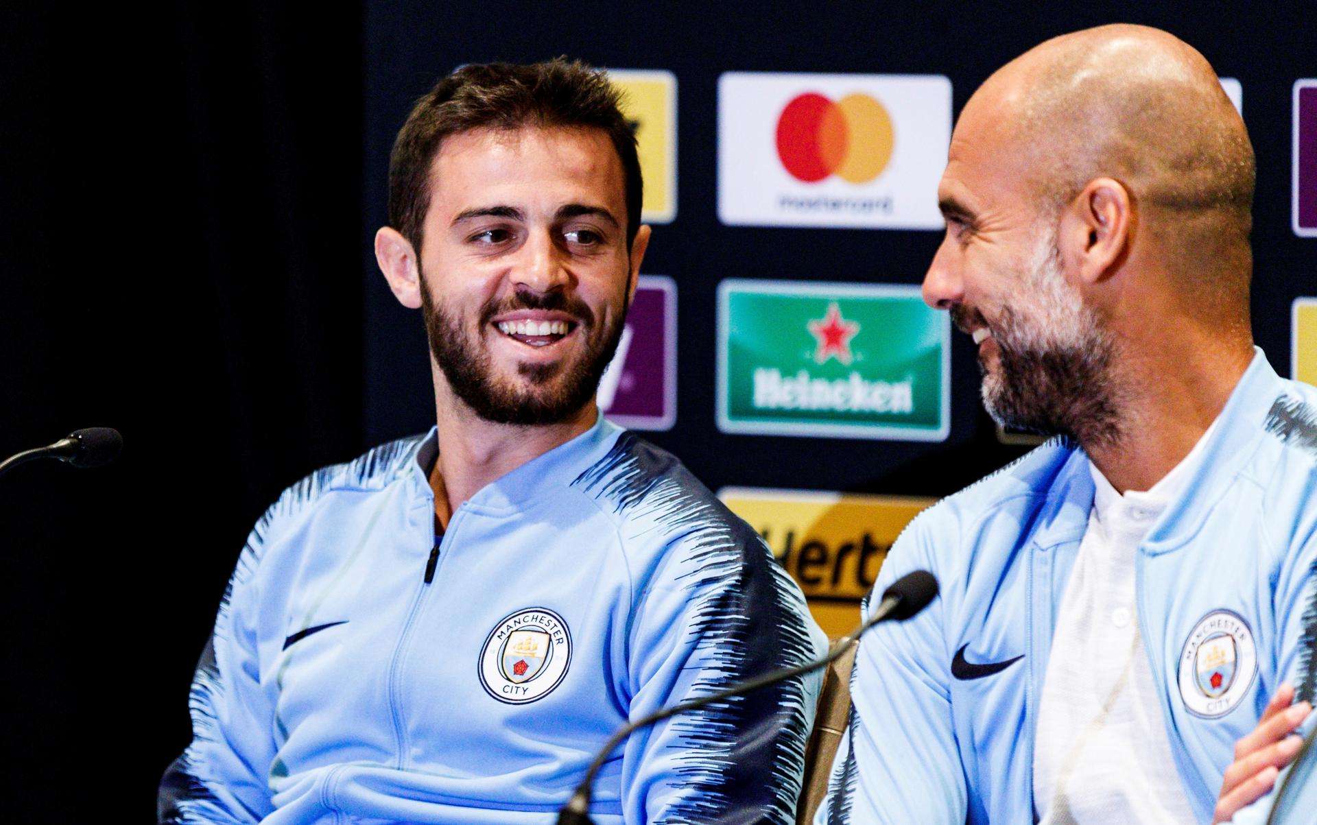 Guardiola: "Vamos a hacer de todo por retener a Silva y Walker porque se quieren quedar"