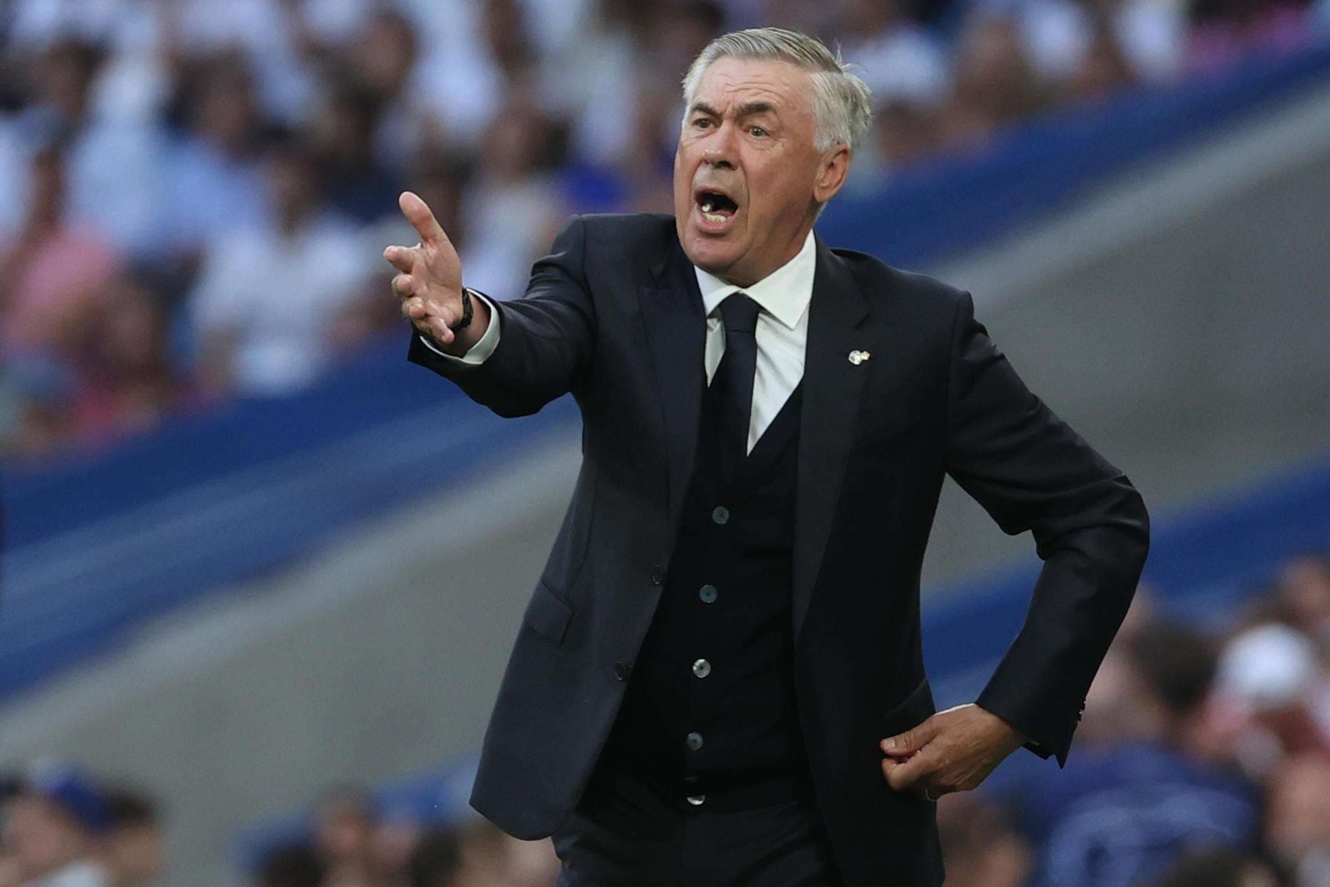 Ancelotti no descarta a Vinícius para el derbi
