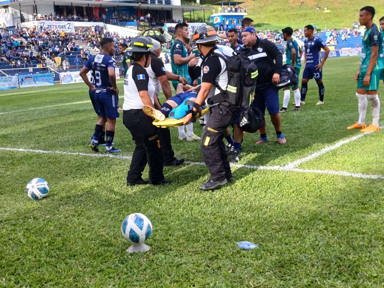 Ángel Cabrera lesión Cobán vs Xinabajul fecha 10 Apertura 2023