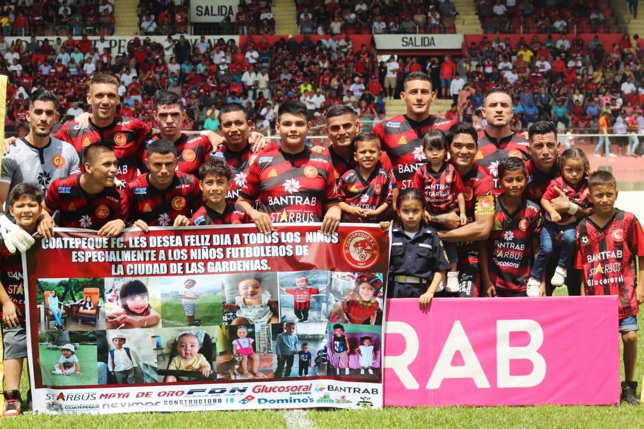 Coatepeque y Xelajú igualaron sin goles en el Israel Barrios