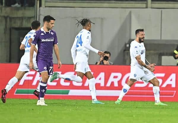Empoli sorprendió a Fiorentina luego de vencerlo 2-0 y lo relegó a los puestos de acceso a la Liga de Campeones.