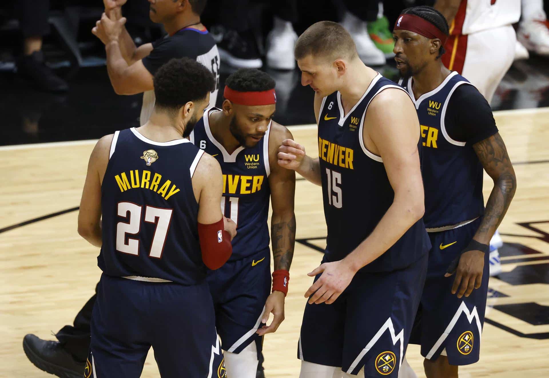 Jokic se impone a Doncic y Denver acaba con el invicto de Dallas