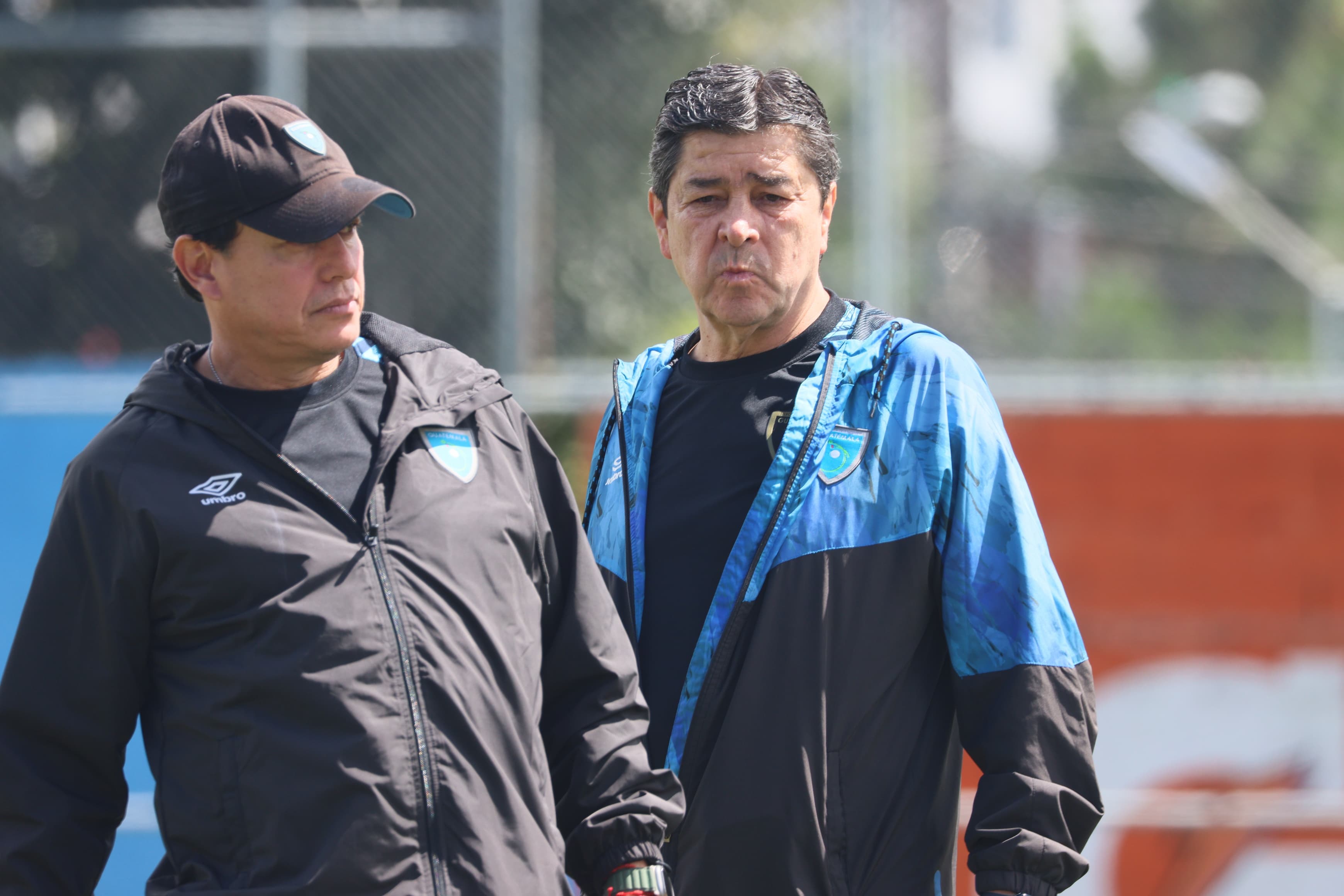 Luis Fernando Tena durante el entrenamiento de la Selección Guatemala