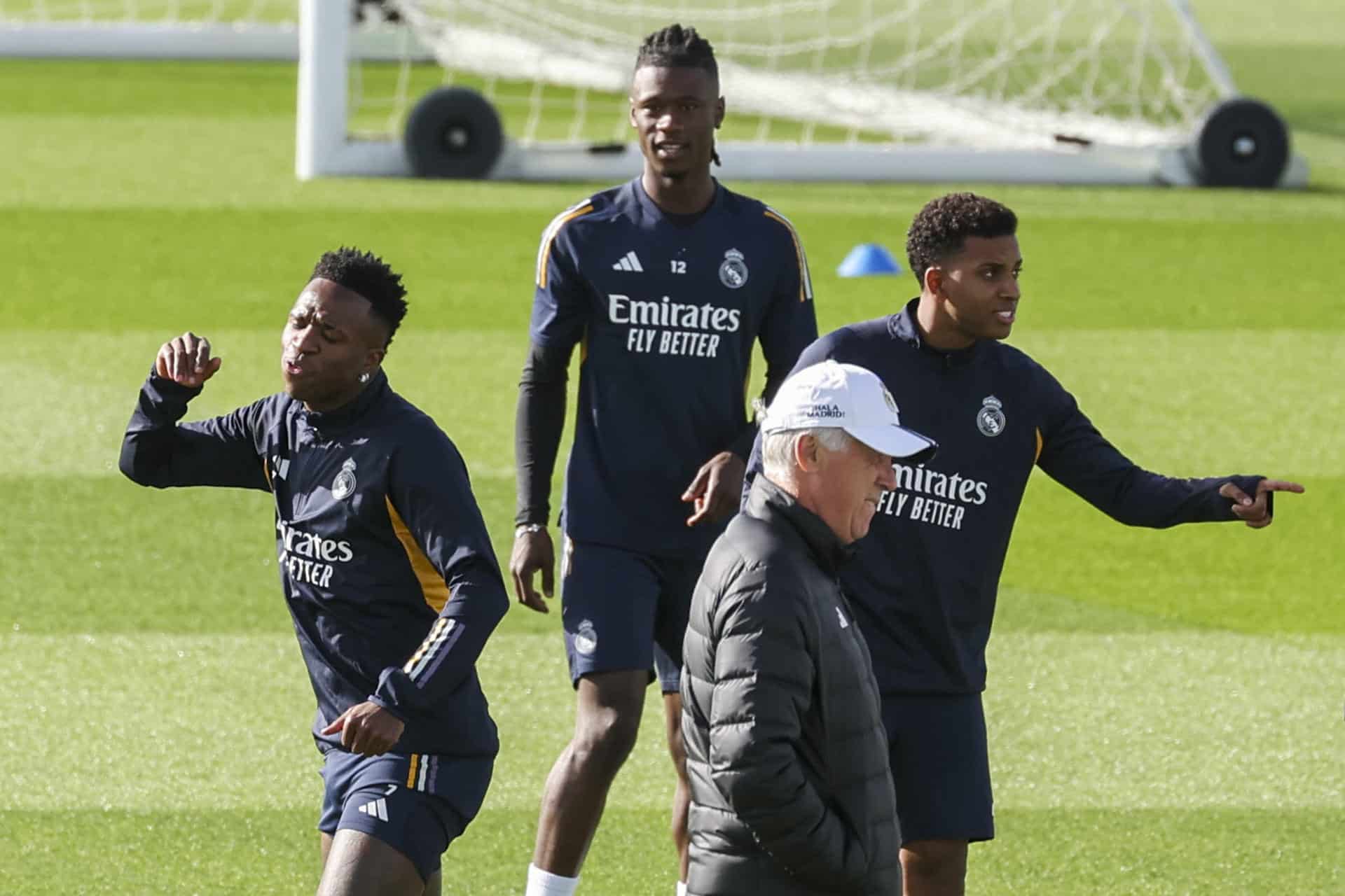 Ancelotti se 'pone' la camiseta de Fluminense por Marcelo