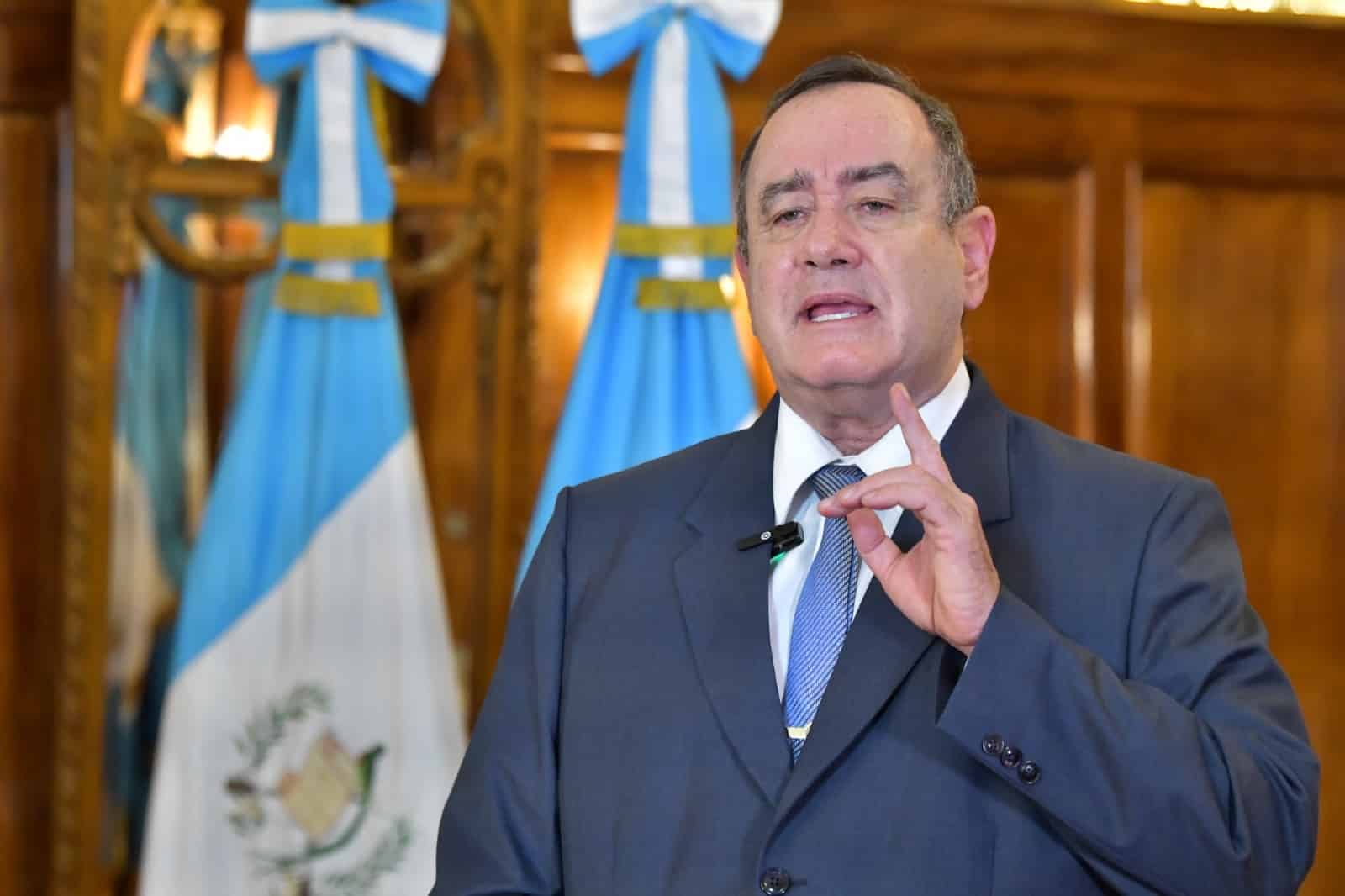 Presupuesto 2024: Icefi le envía recomendación a Giammattei