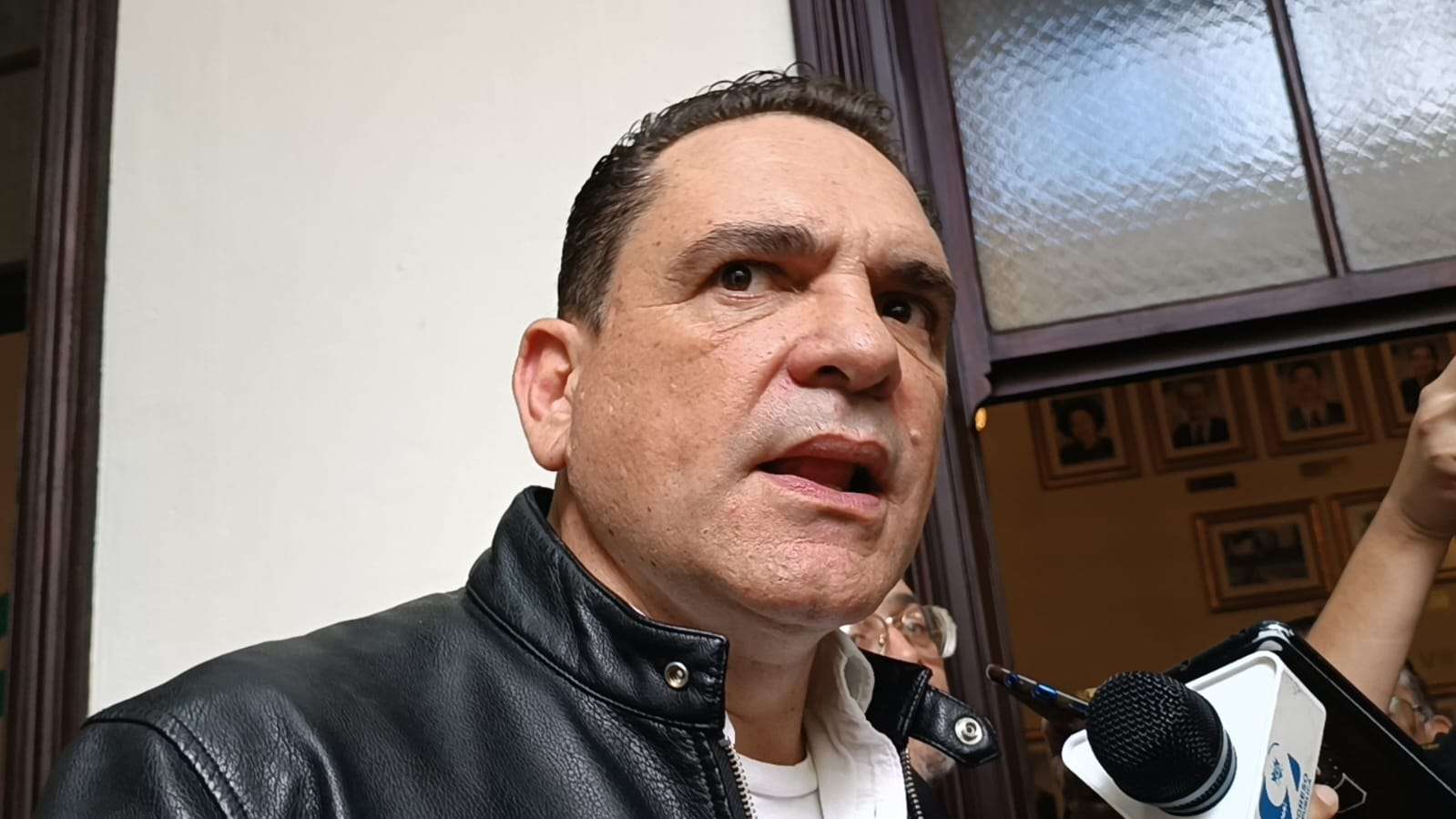 ¿Cuál fue la reacción de Boris España ante las posibles sanciones de la Unión Europea en Guatemala?