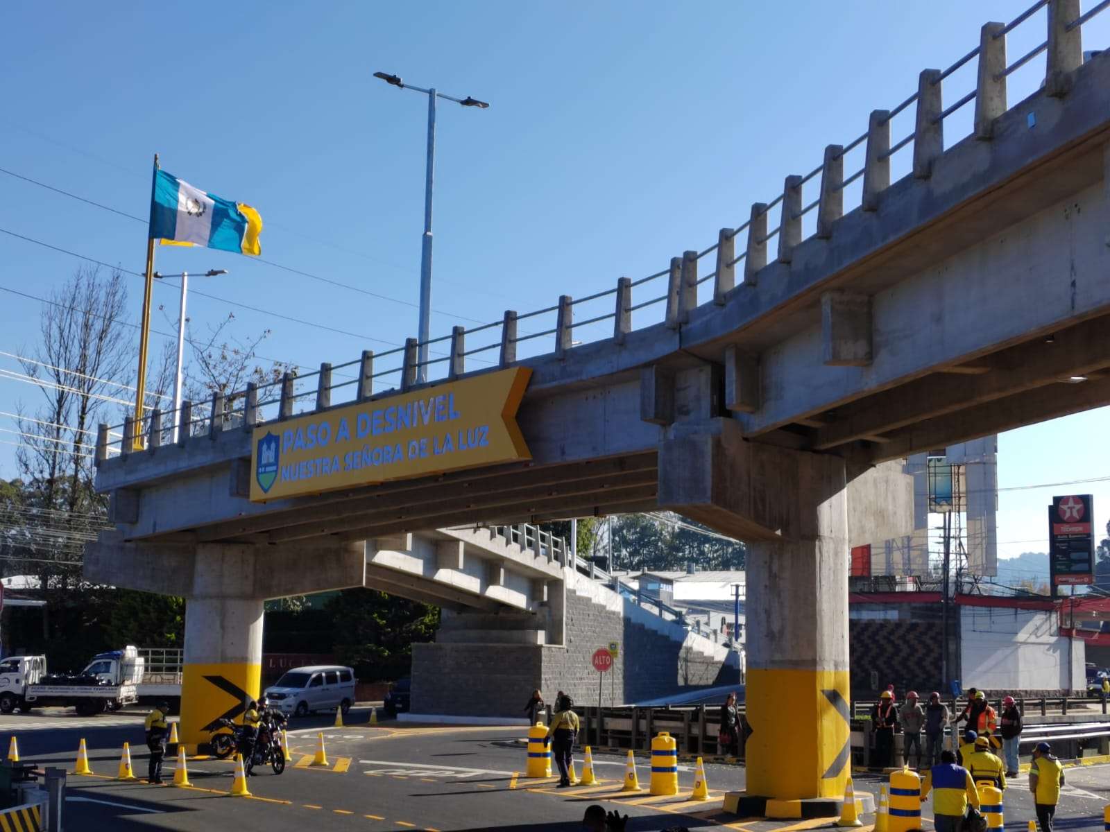 Paso a desnivel fue construido en el km 13.5 de Carretera a El Salvador