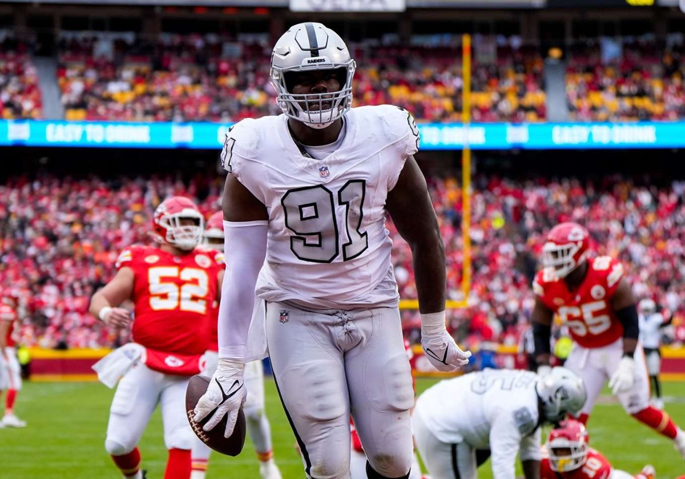 Las Vegas Raiders sorprendieron con su triunfo 14-20 sobre los campeones Kansas City Chiefs