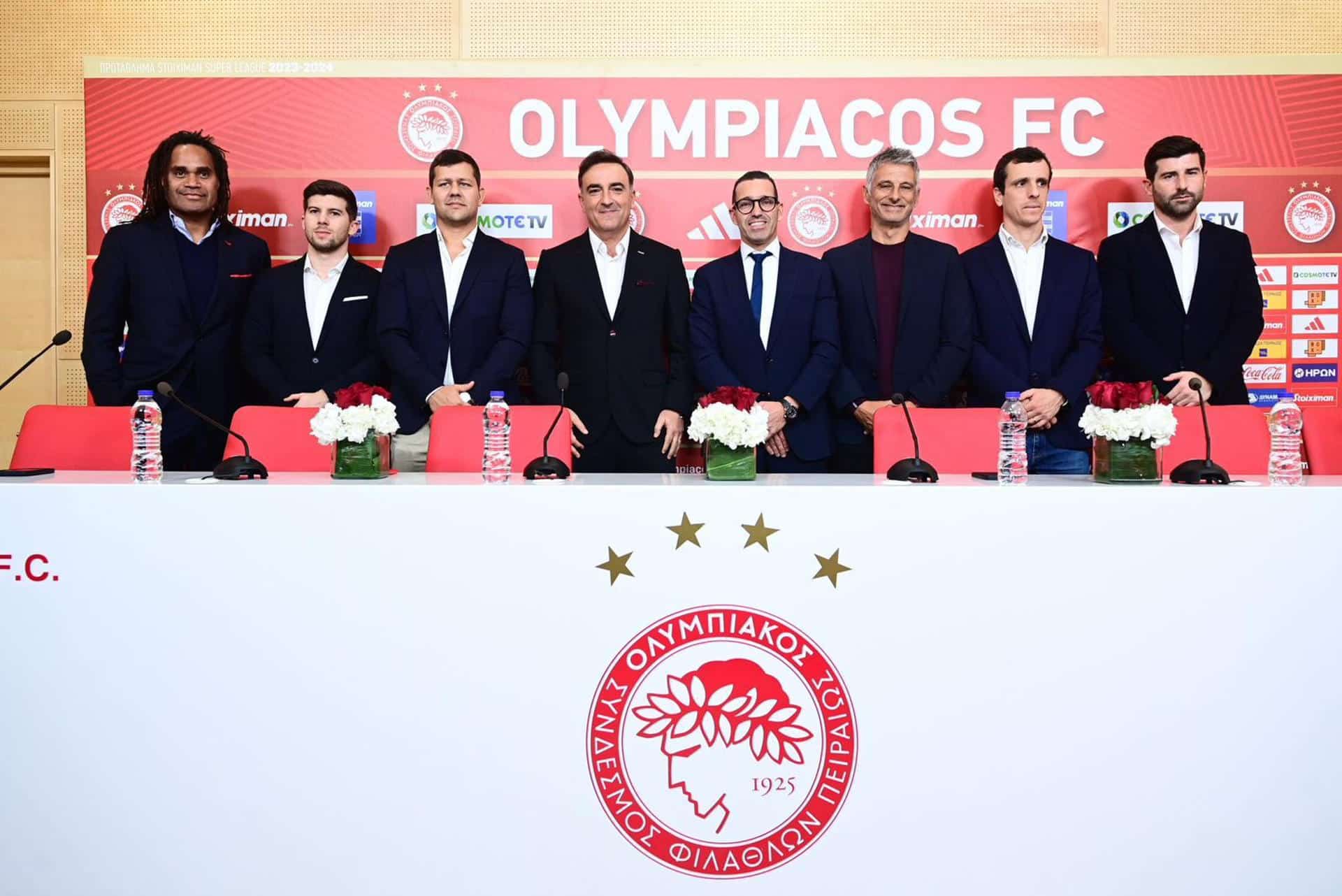 Olympiacos tiene a nuevo director técnico