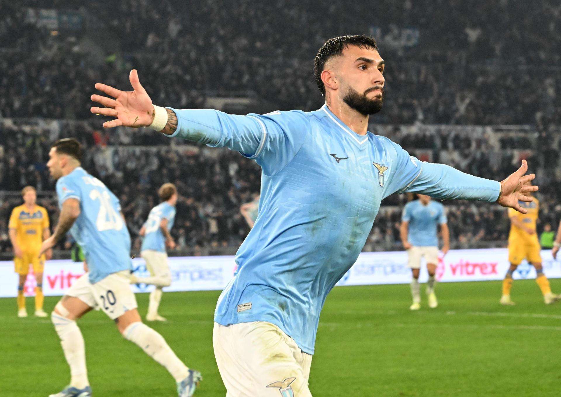 Lazio venció a Frosinone en la Seria A