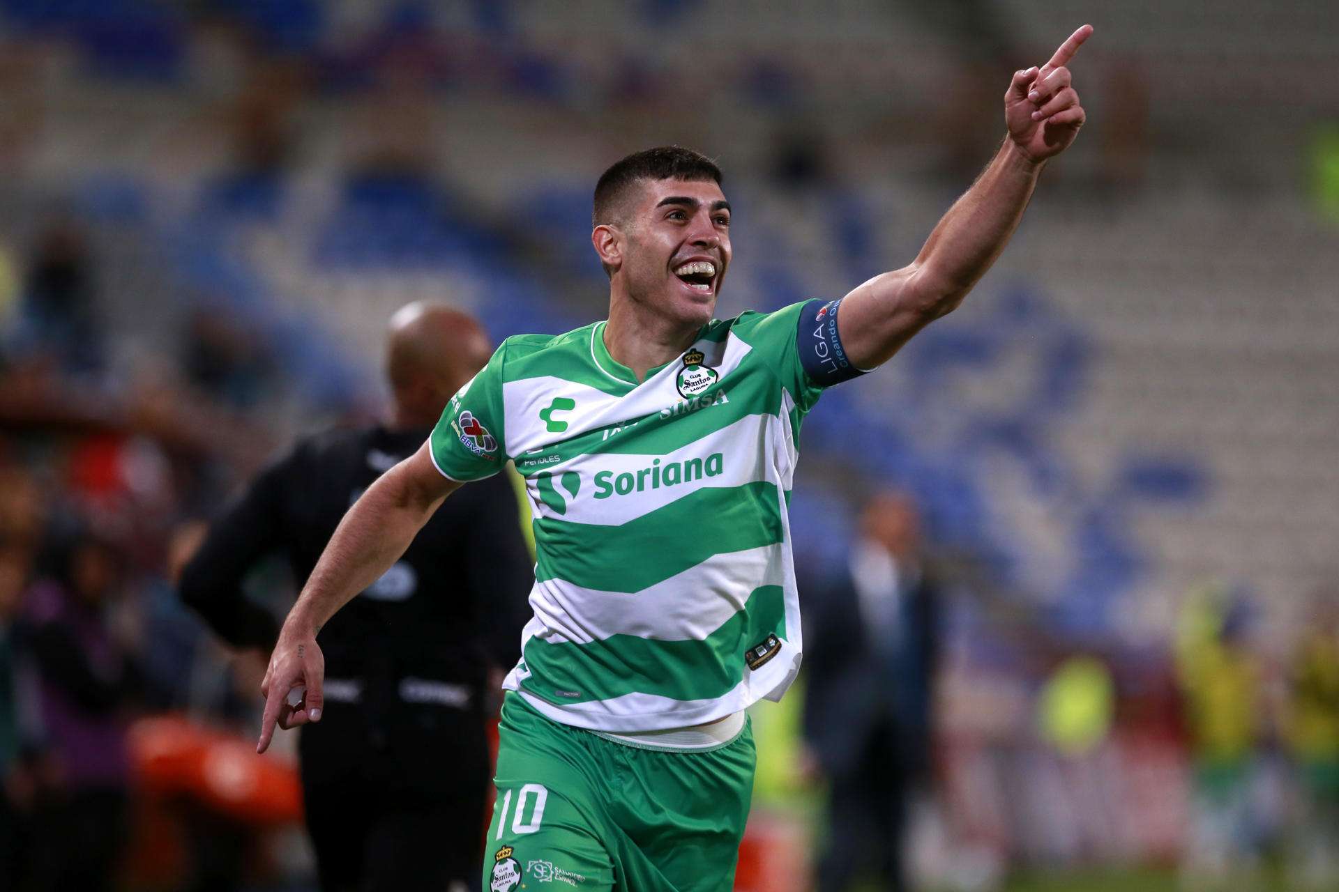 El argentino Juan Bruentta lleva sus asistencias a los Tigres UANL