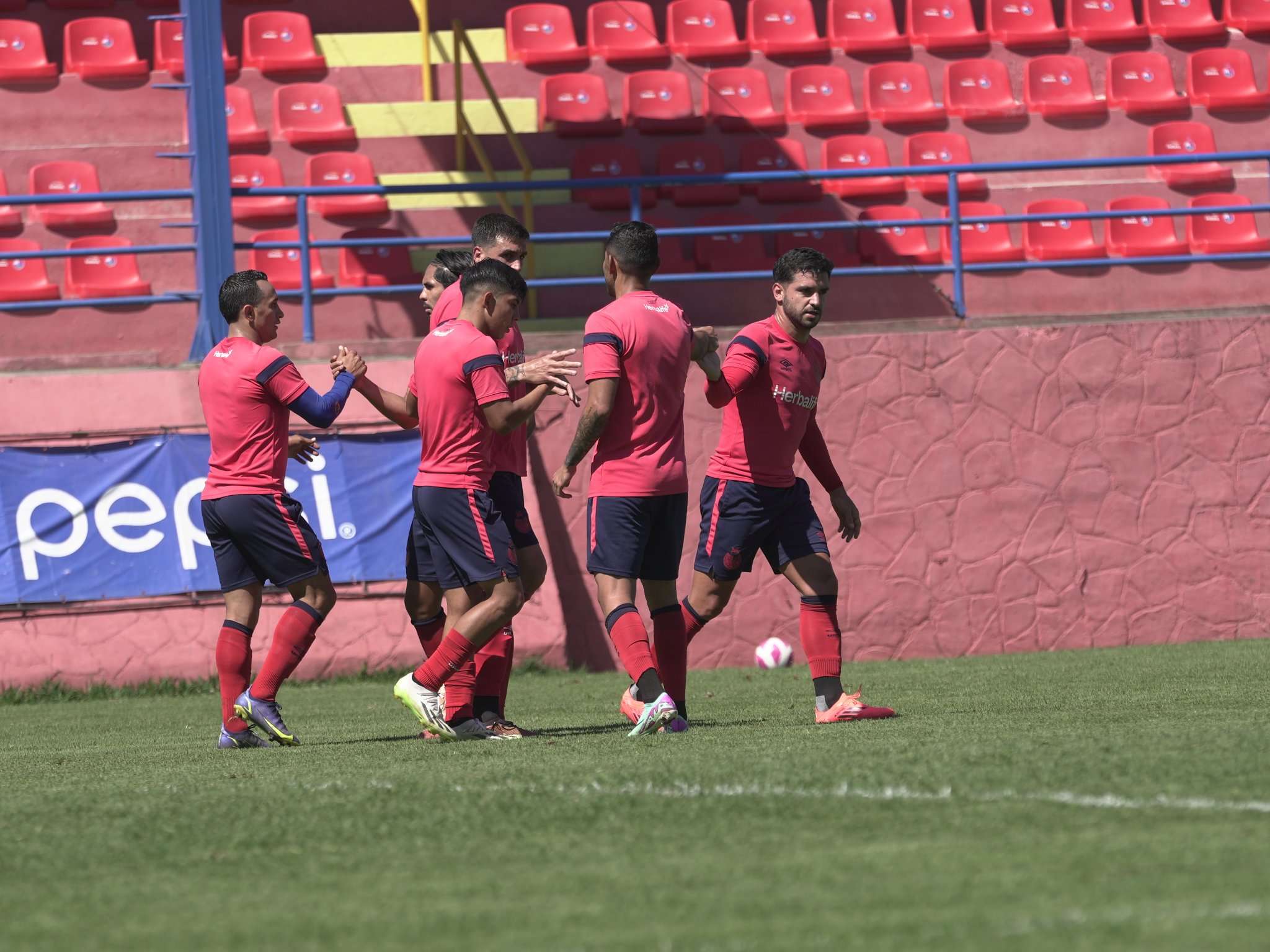 Municipal incia el 2024 goleando a Quiché en otro amistoso