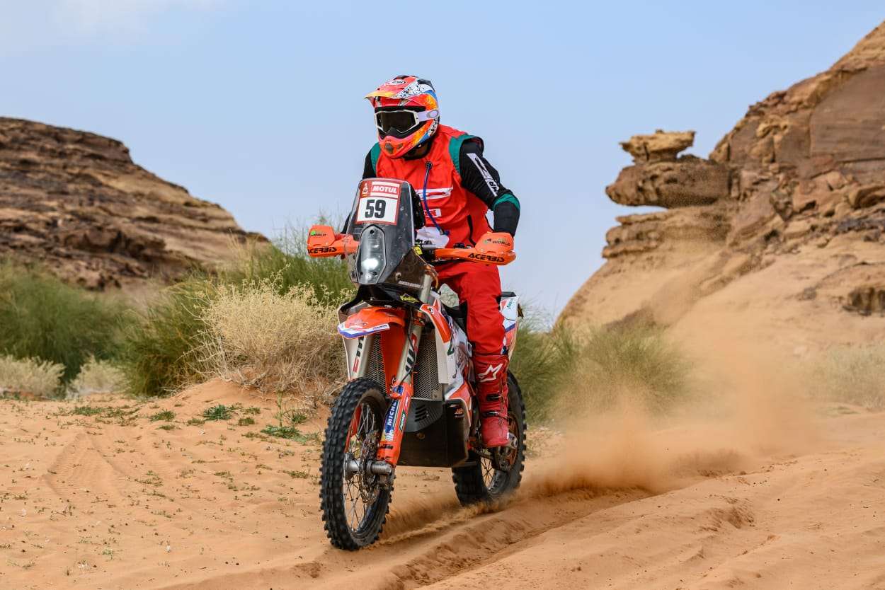 El piloto guatemalteco Francisco Arredondo culminó con éxito su primera intervención en el Dakar 2024