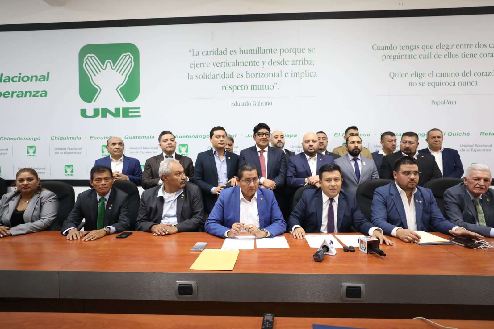 ¿Qué dijeron los diputados de la bancada UNE que fueron expulsados?