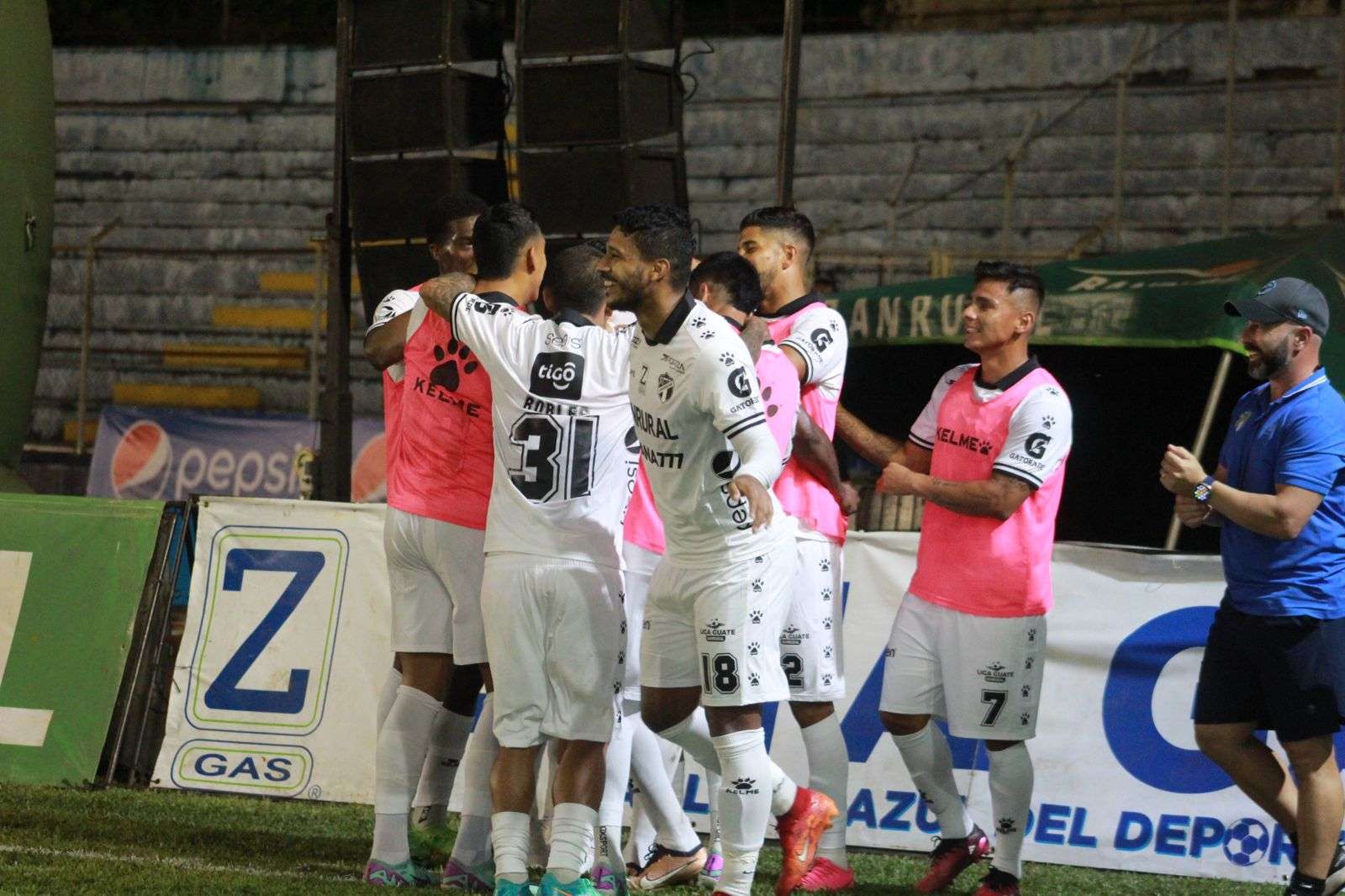 Comunicaciones vs Xinabajul jornada 1 Clausura 2024
