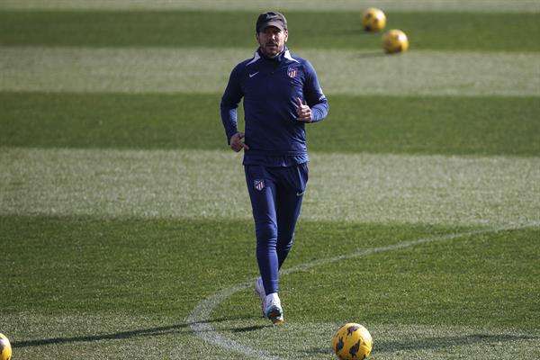 Simeone, en el entrenamiento del pasado martes. EFE/Rodrigo Jiménez