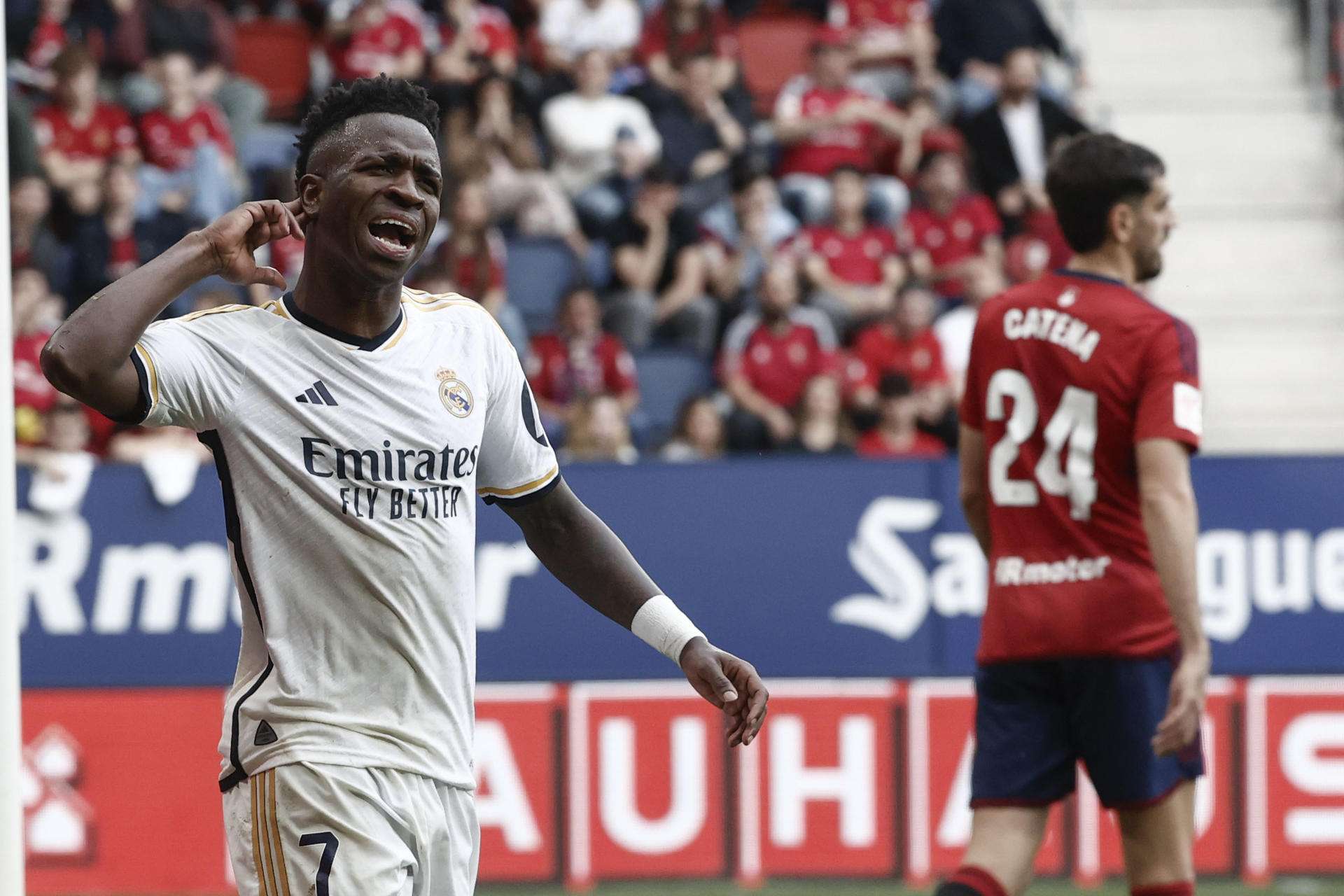 Real Madrid venció al Osasuna y Vinicius marca doblete