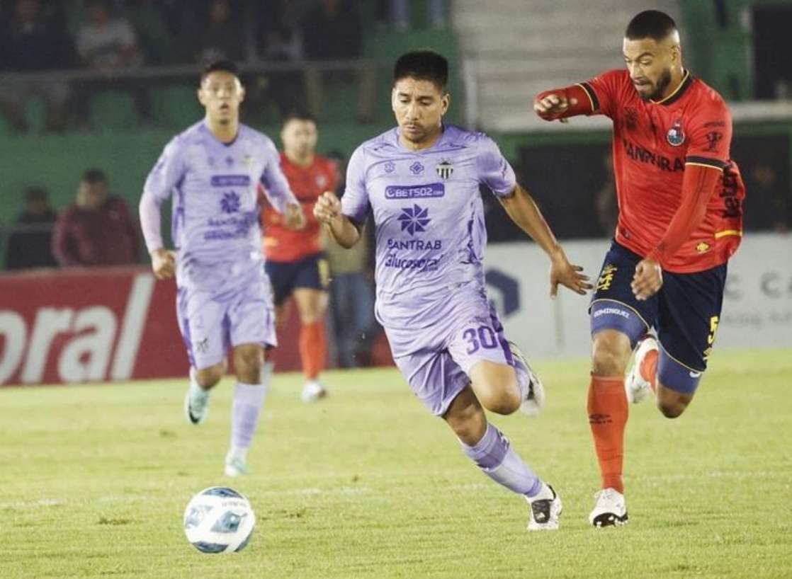 Brandon De León Antigua GFC