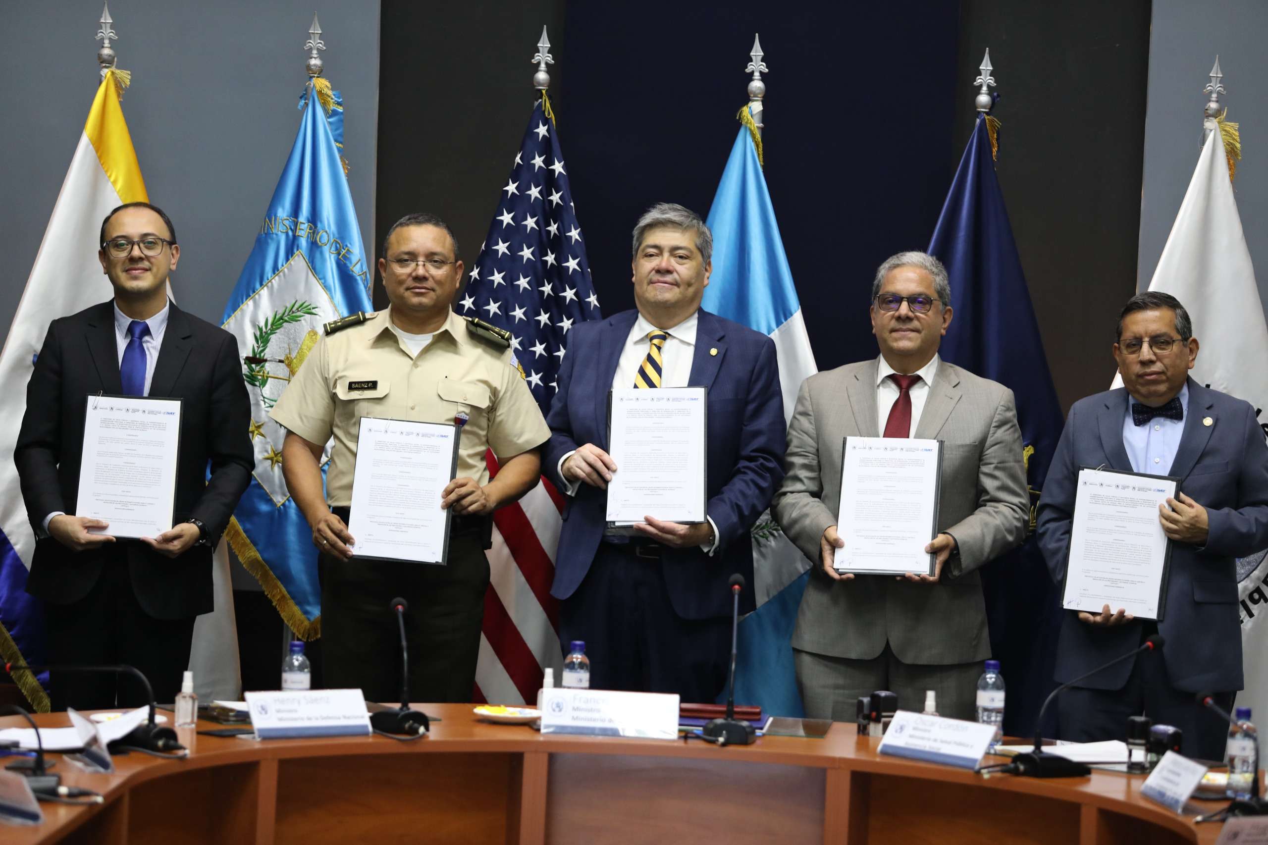 ¿De qué manera el Ministerio de Gobernación y Salud combatirán el trasiego de drogas sintéticas?