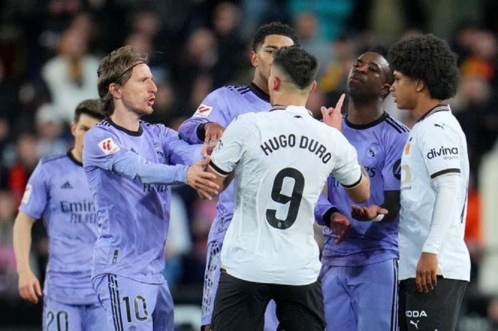 bellingham sanción 2 juegos