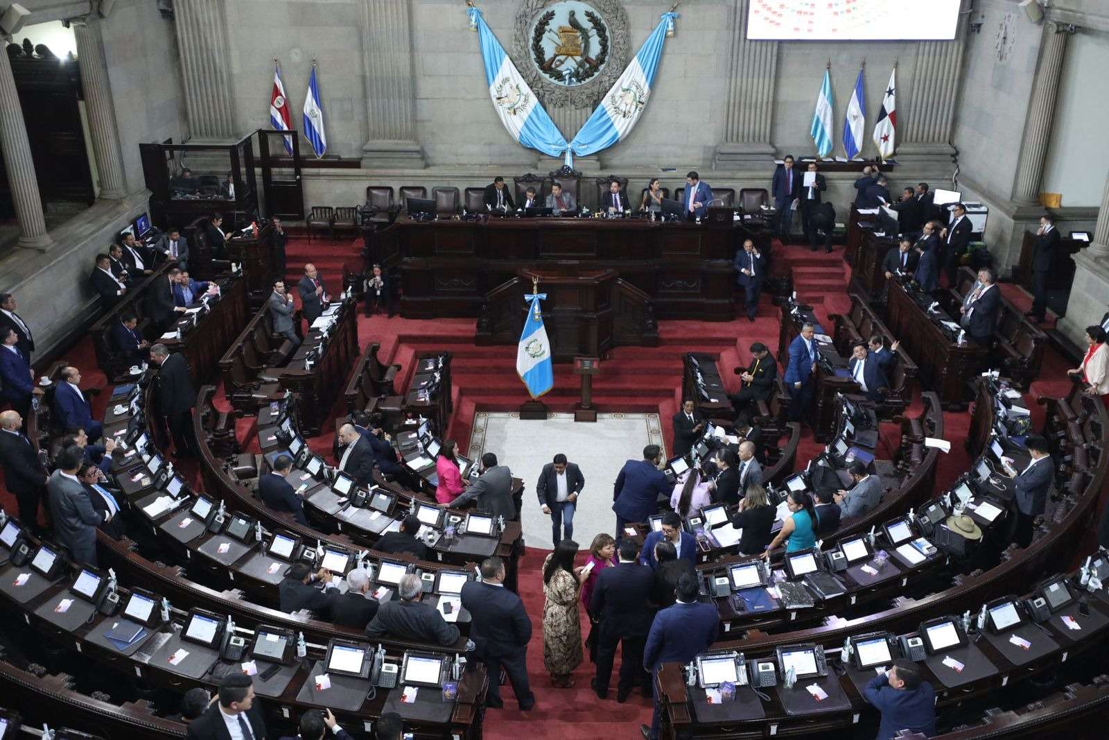 Congreso discutira iniciativa de bernardo arevalo