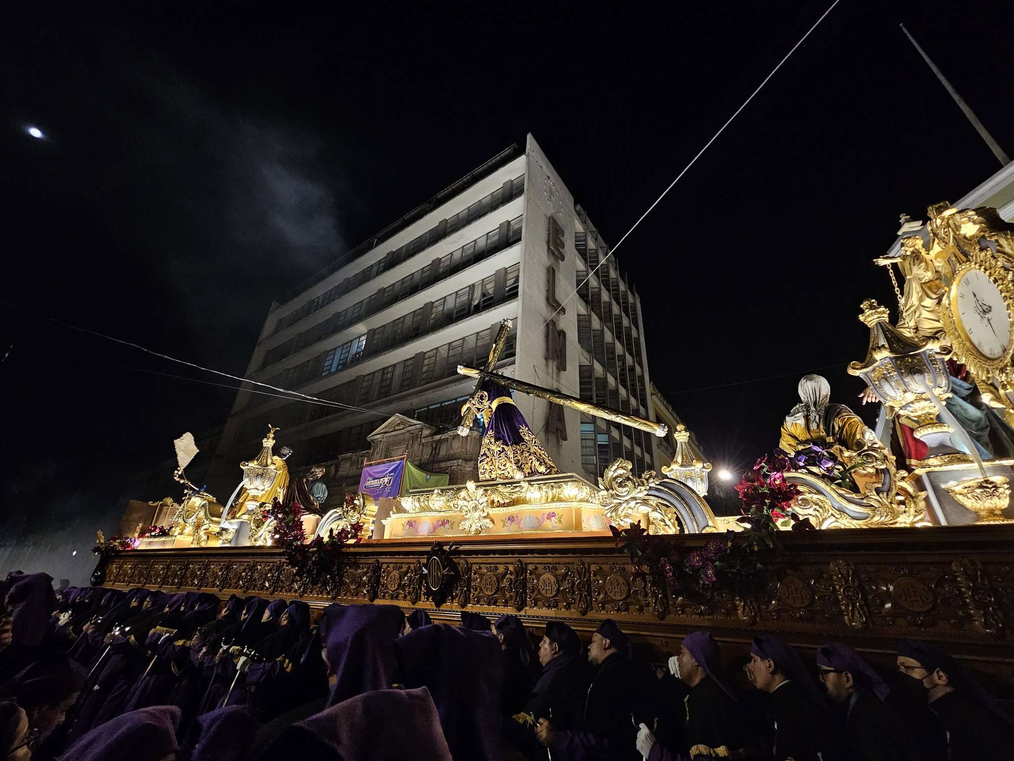 Procesión Jesus de las tres potencias