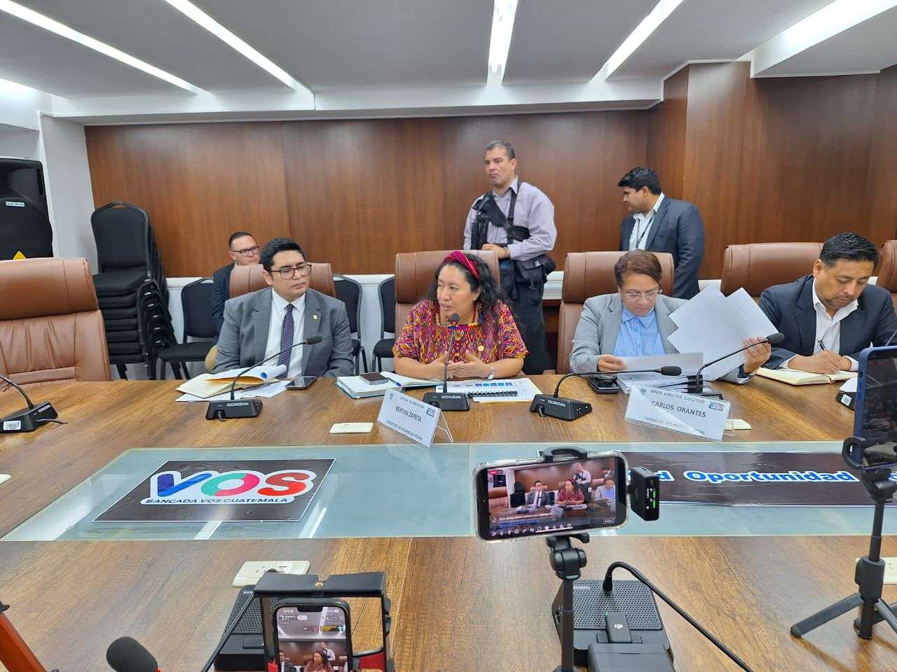 ¿Por qué Bancada VOS citó a representantes del MIDES para hablar del programa Comedores Sociales?