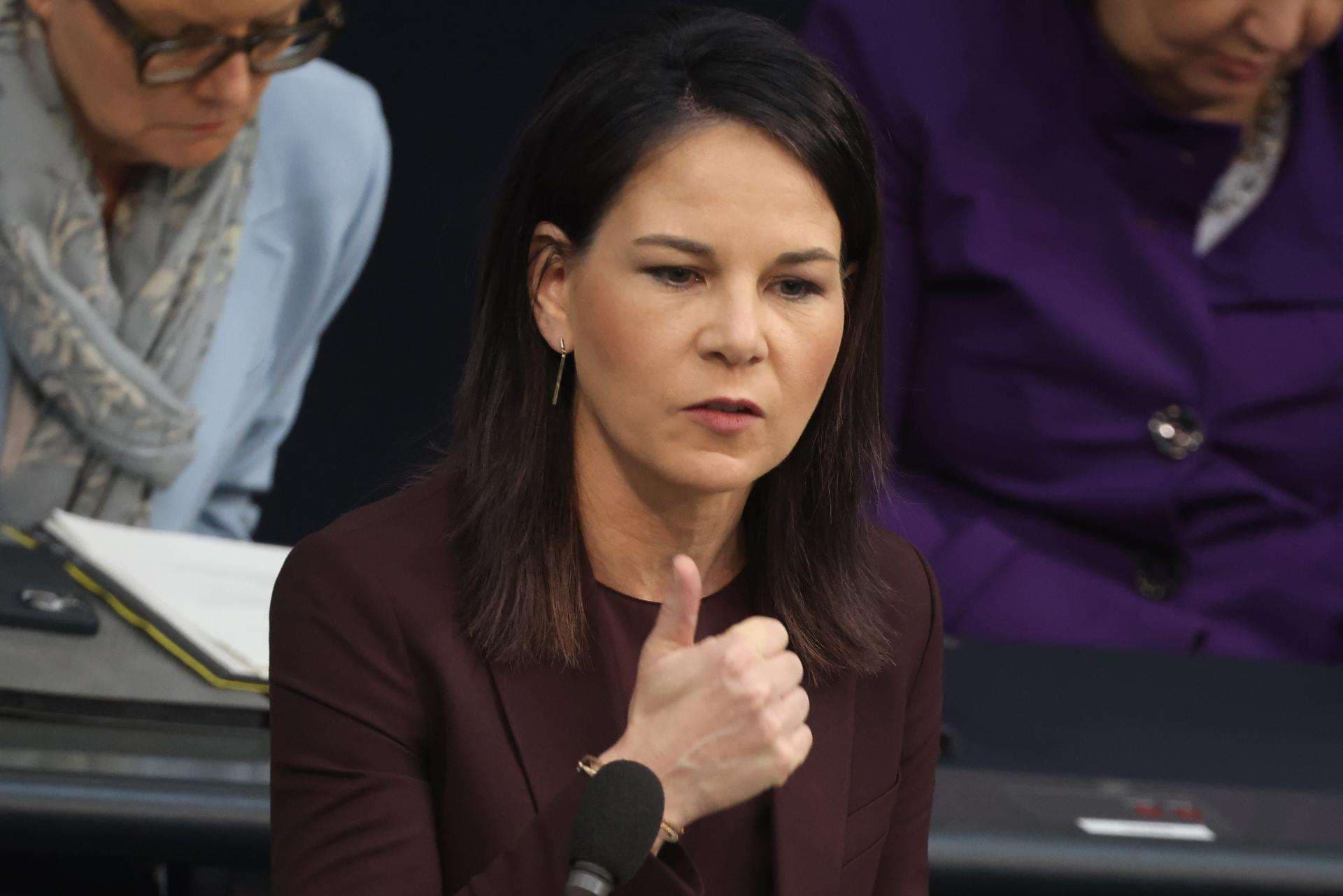 Berlín condena el ataque de Irán a Israel y pide a Teherán detenerlo