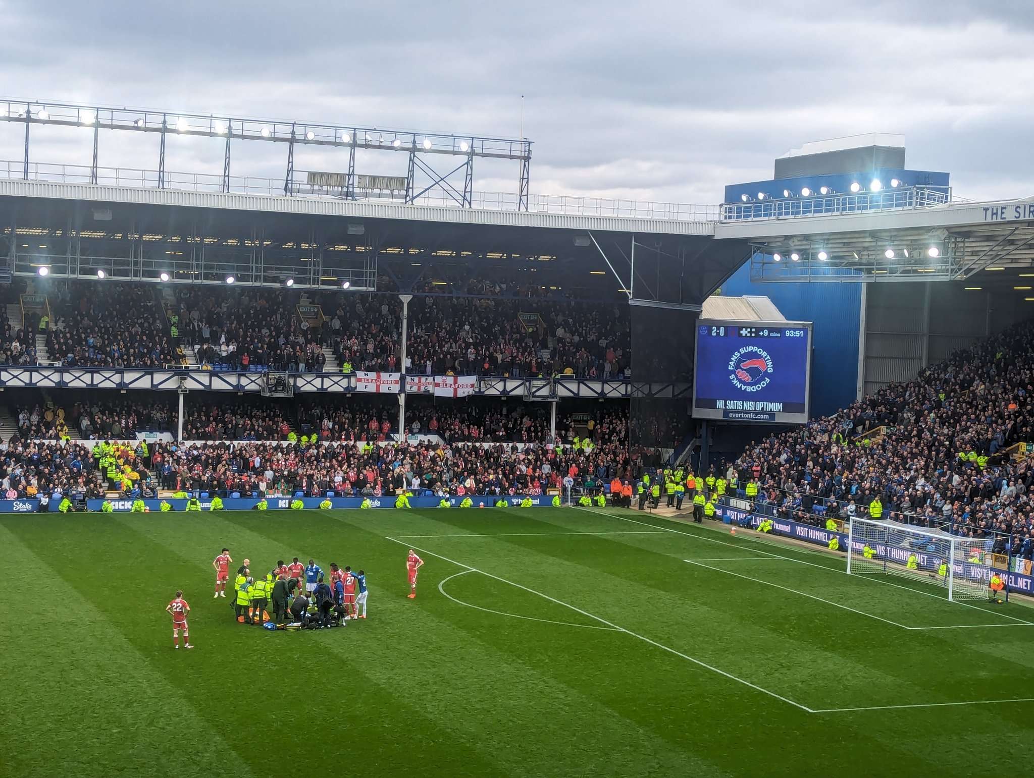 nottingham forest molestia