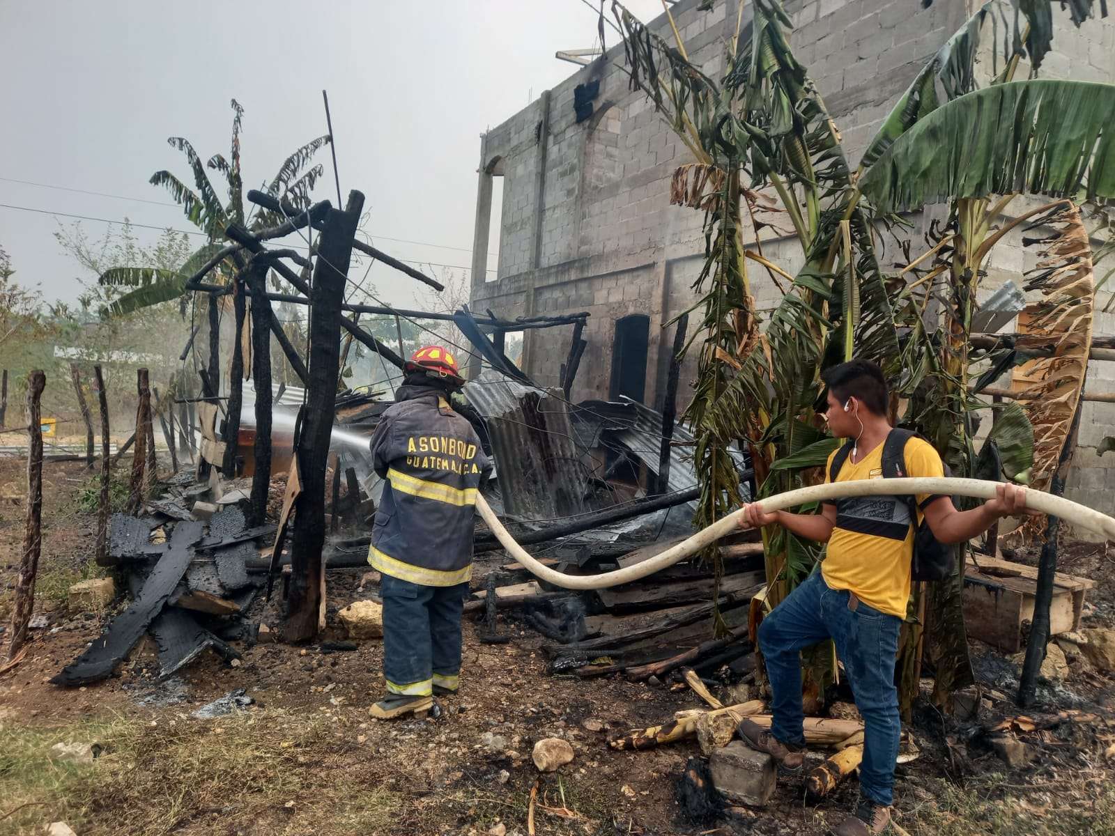 La Coordinadora Nacional para la Reducción de Desastres de Guatemala informo la exitosa controlación y liquidación del incendio forestal en Alta Verapaz y Petén.