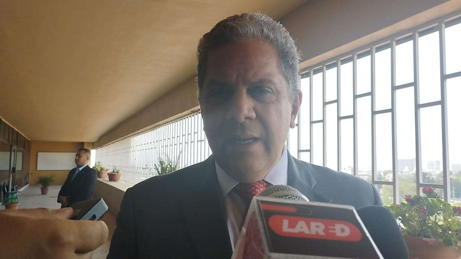 Ministro de Salud confirma aumento de casos de dengue en niños