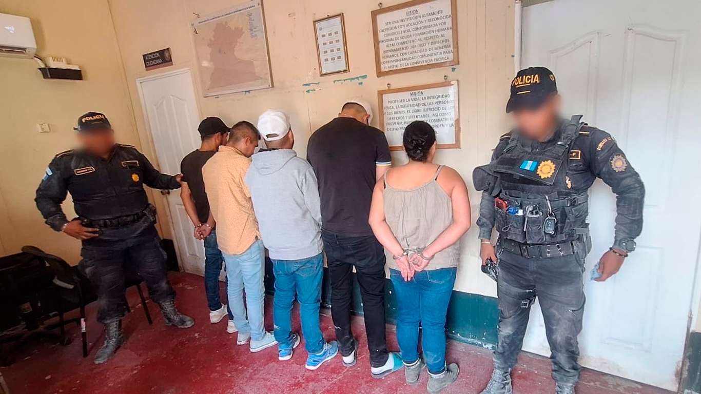 PNC captura en Alta Verapaz a estructura criminal que se hacía pasar por investigadores de la DEIC